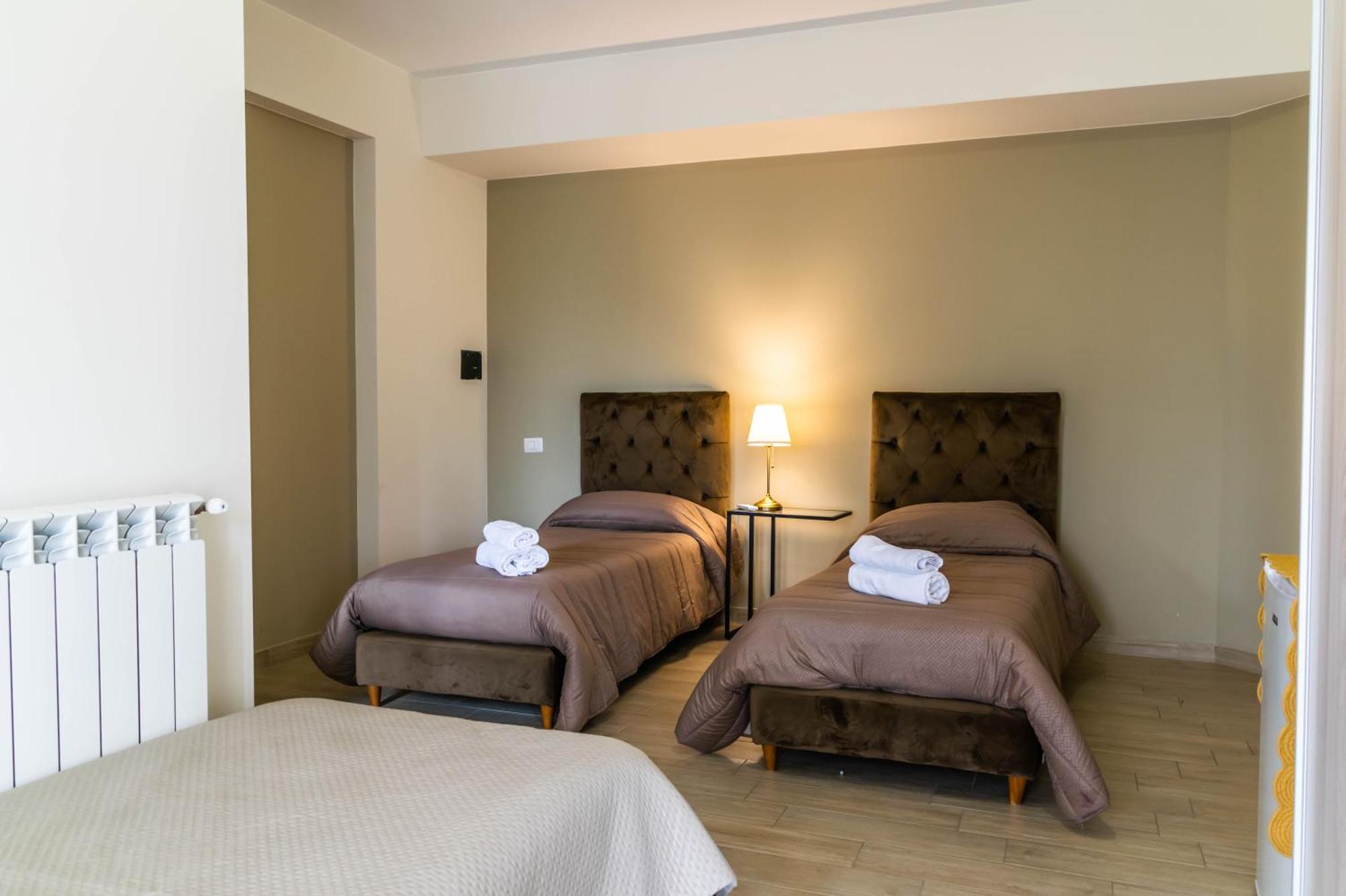 Bed and Breakfast A Casa Vostra Aragona Esterno foto